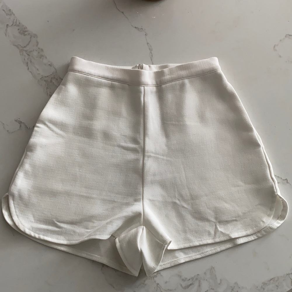 SABO SKIRT high waisted white shorts
